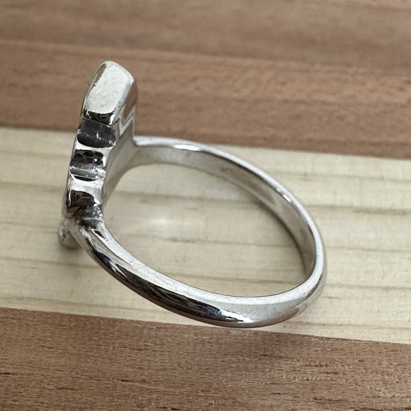 Vintage Southwestern Style Heart Ring Size 5 Turquoise Coral Inlay Silver Tone - Picture 5 of 8